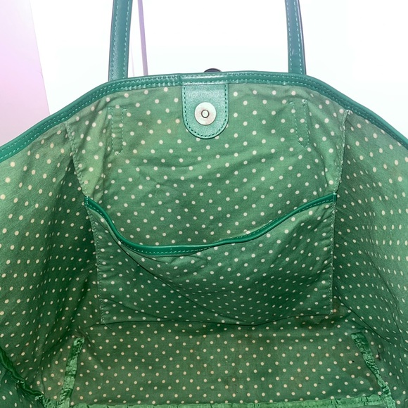 Cath Kidston London: Large Leather Trim Tote in the Painted Daisy Print - Picture 7 of 10